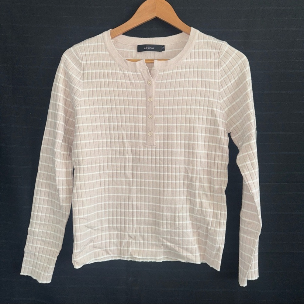 Zesica tan stripe long sleeve ribbed henley 1/4 button up shirt top womens small